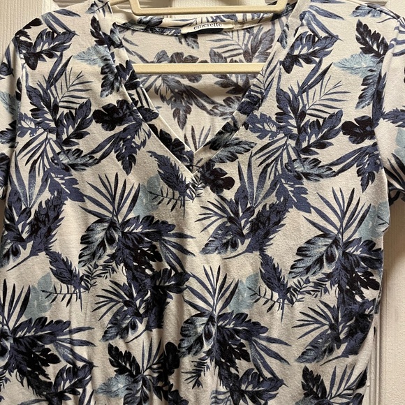 Women's Short Sleeve Tropical Print Tee - Blue and Gray - Picture 1 of 5